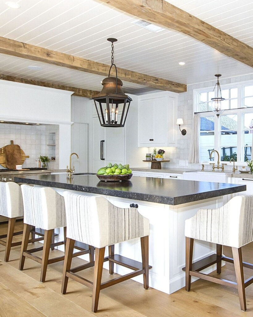 kitchen island black countertop 